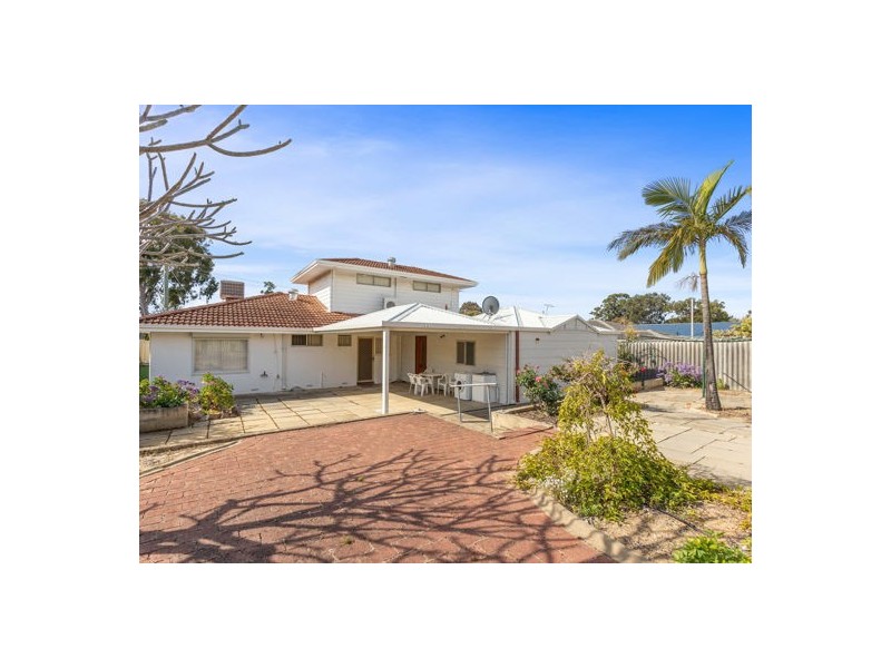 8 Kidson Street, Kardinya WA 6163