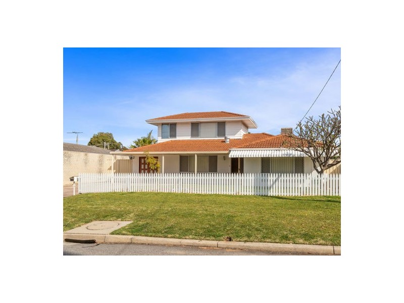 8 Kidson Street, Kardinya WA 6163