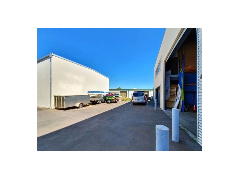 4/18 Peel Road, O’connor WA 6163