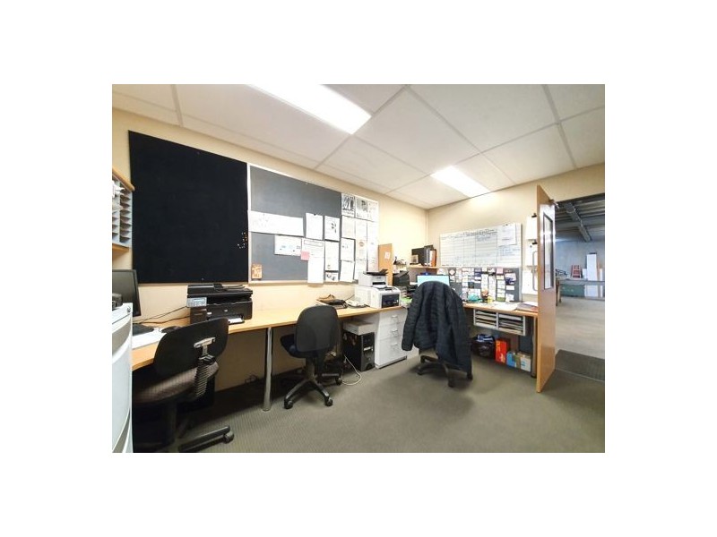 4/18 Peel Road, O’connor WA 6163