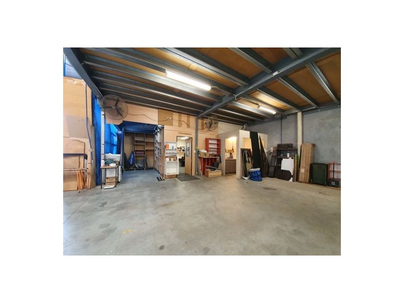 4/18 Peel Road, O’connor WA 6163