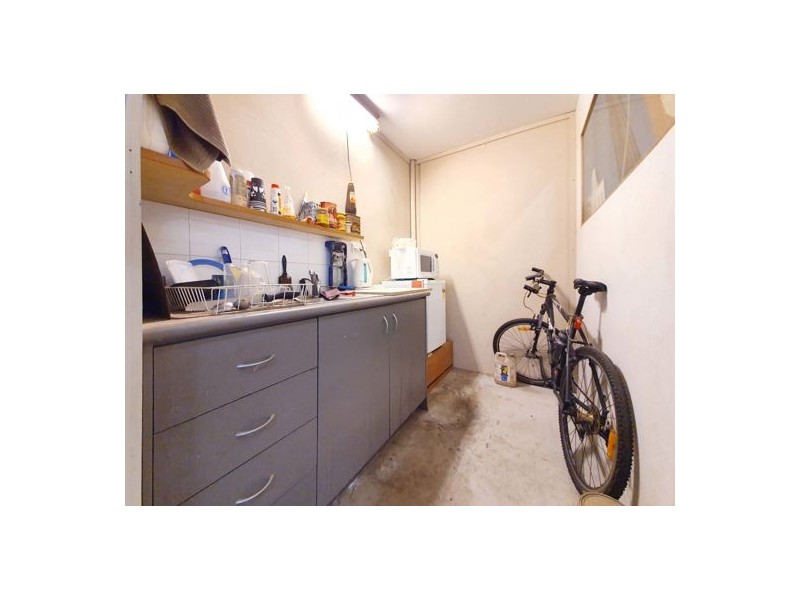 4/18 Peel Road, O’connor WA 6163