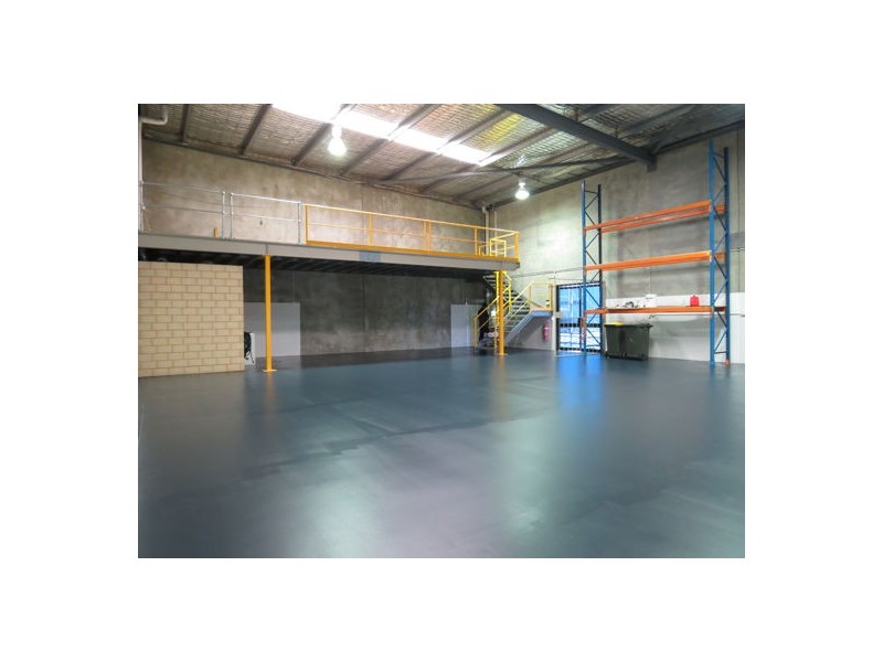 5/8 Cascara Court, Bibra Lake WA 6163