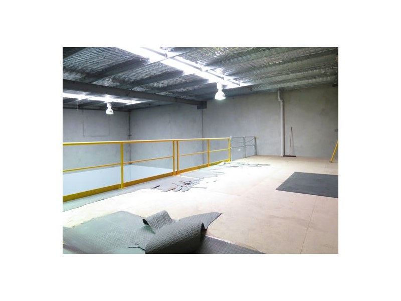 5/8 Cascara Court, Bibra Lake WA 6163