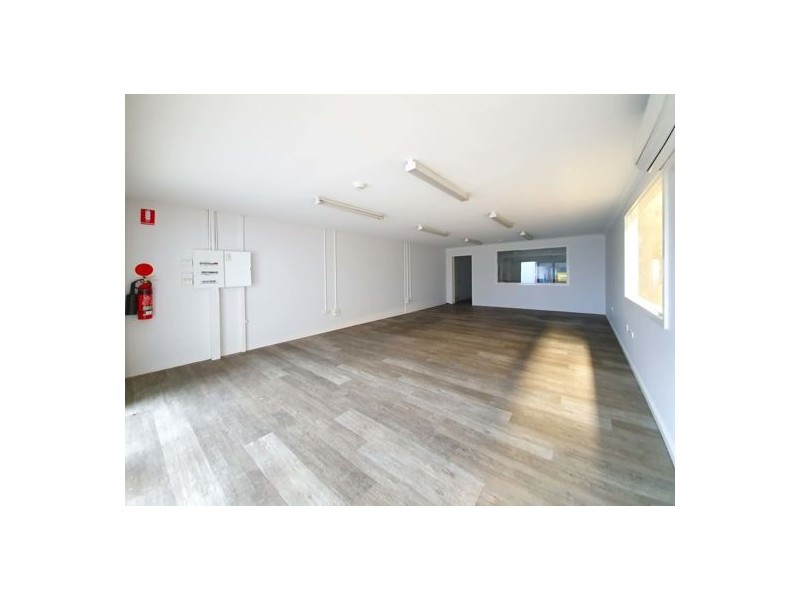 2/65 Catalano Circuit, Canning Vale WA 6155