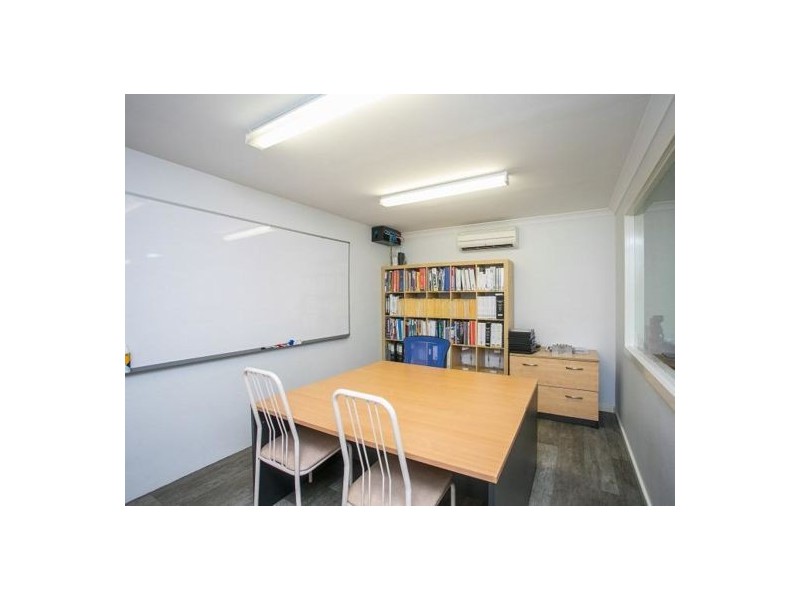 2/65 Catalano Circuit, Canning Vale WA 6155