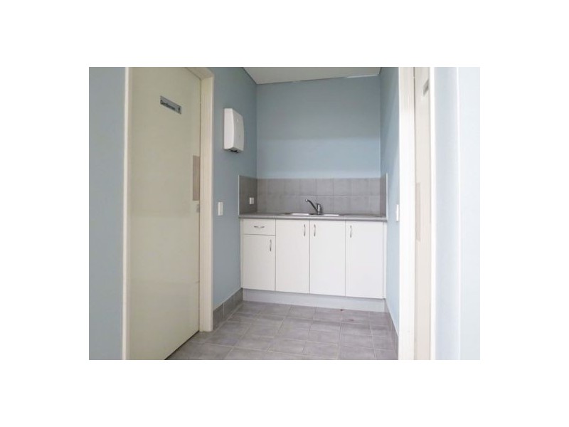 2/65 Catalano Circuit, Canning Vale WA 6155