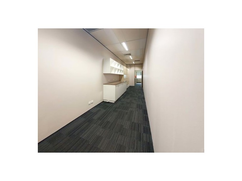 71 Leach Hwy, Willagee WA 6156