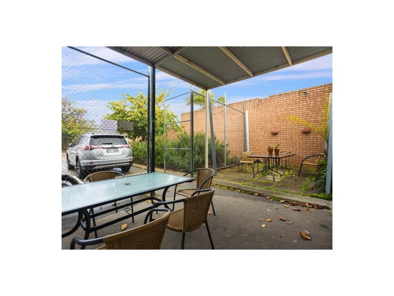 71 Leach Hwy, Willagee WA 6156