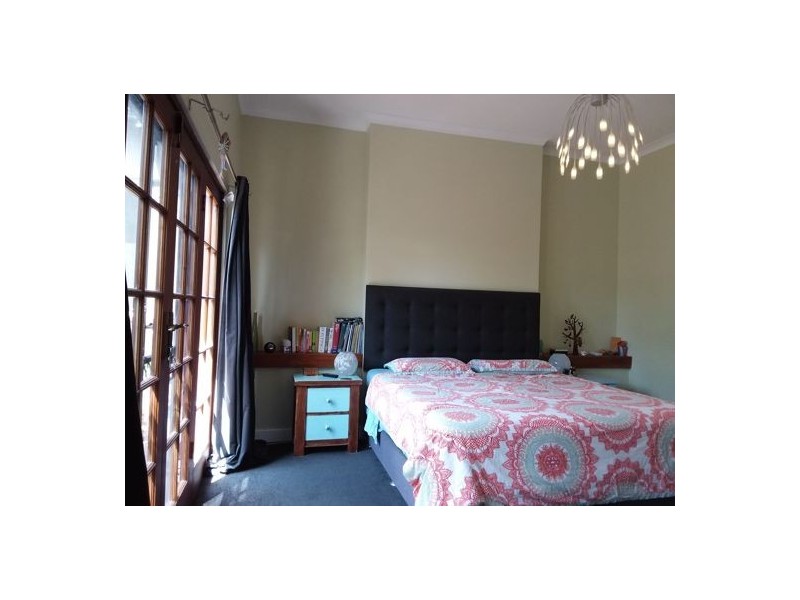 81 Oakover St, East Fremantle WA 6158