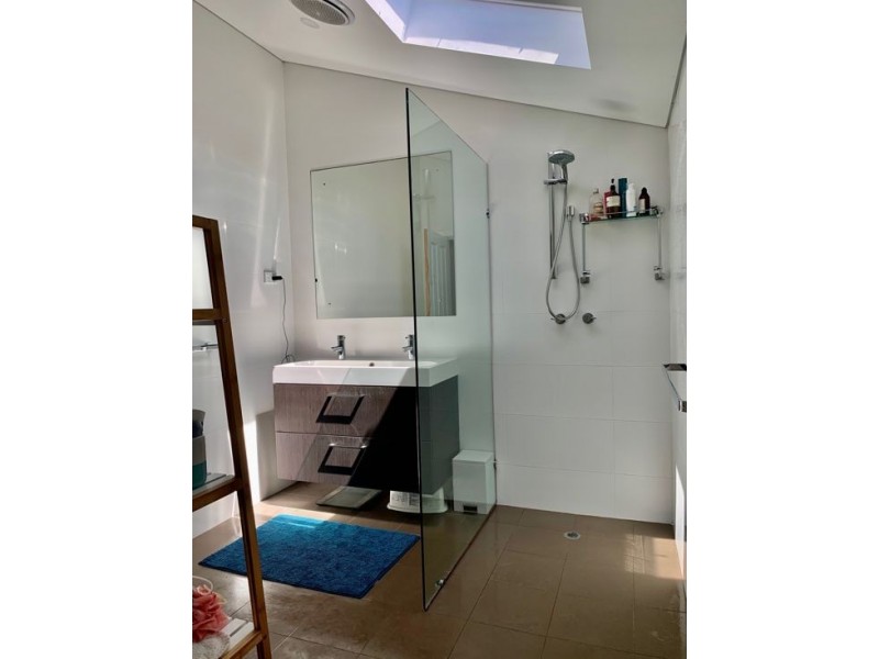 81 Oakover St, East Fremantle WA 6158