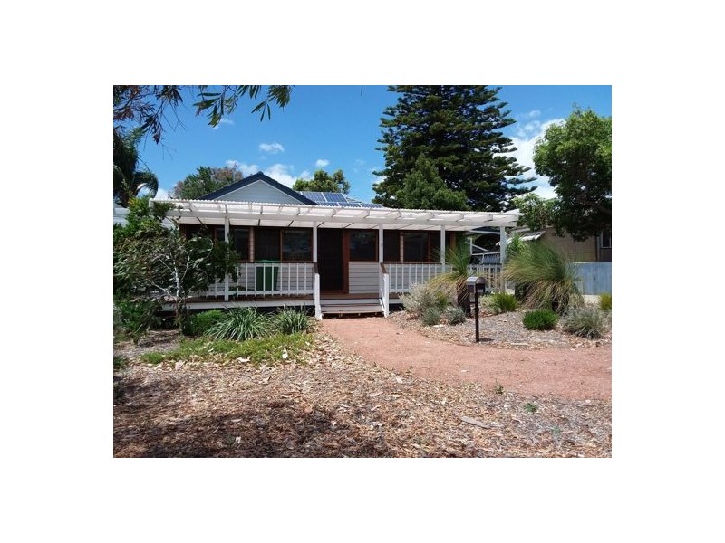 3 Dunford St, Willagee WA 6156