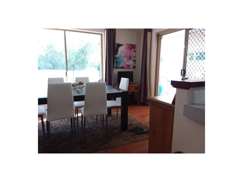 19A Buckingham Crs, Kardinya WA 6163