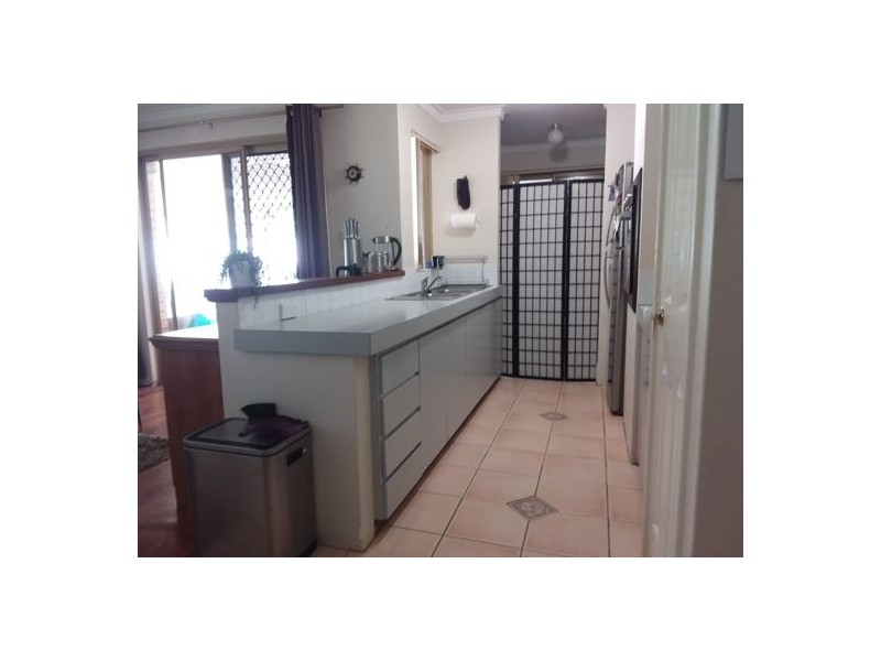 19A Buckingham Crs, Kardinya WA 6163