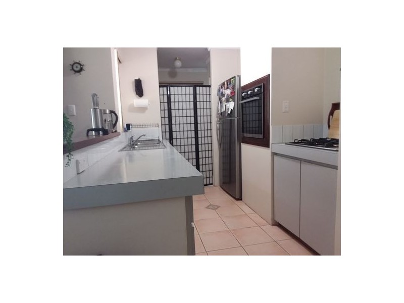 19A Buckingham Crs, Kardinya WA 6163