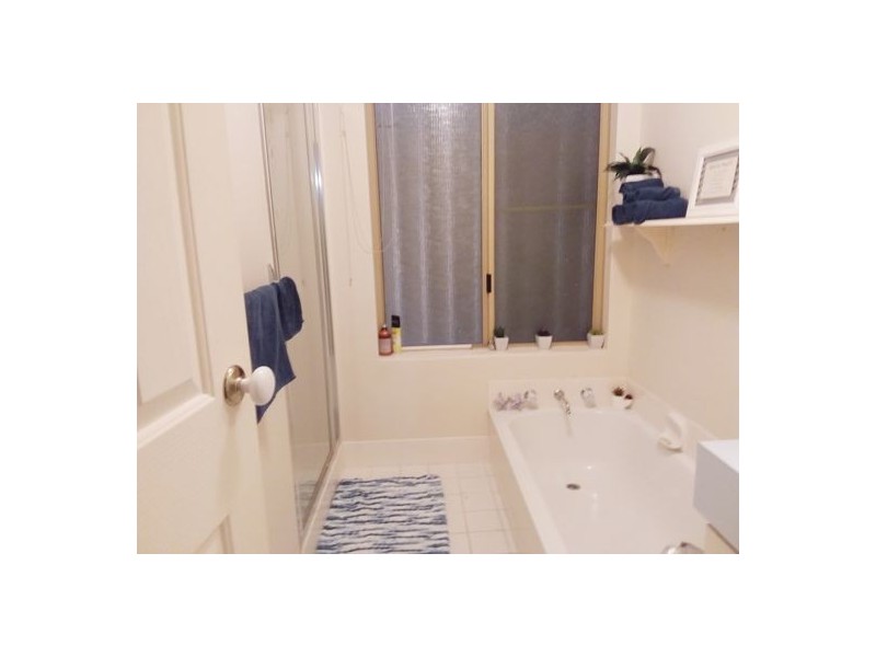 19A Buckingham Crs, Kardinya WA 6163