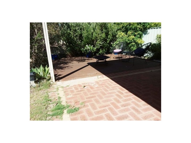 19A Buckingham Crs, Kardinya WA 6163