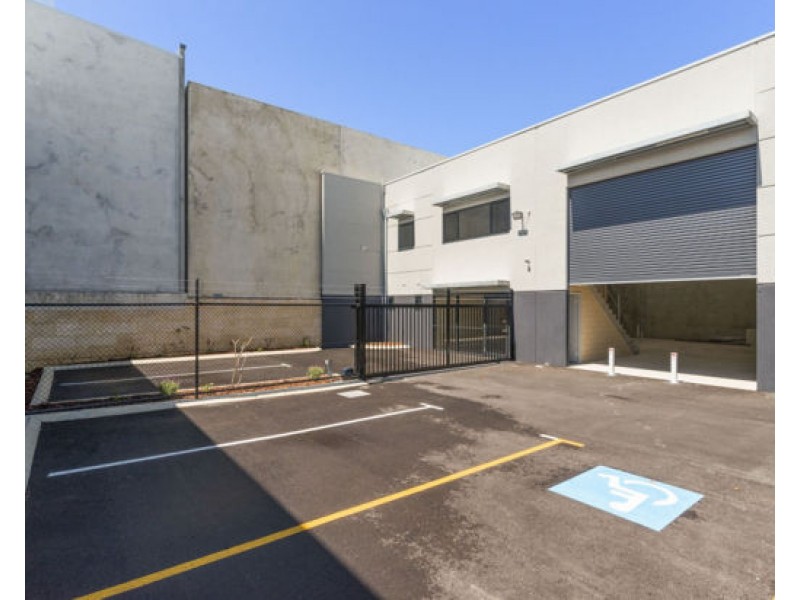 4/8 Murphy Street, O’connor WA 6163