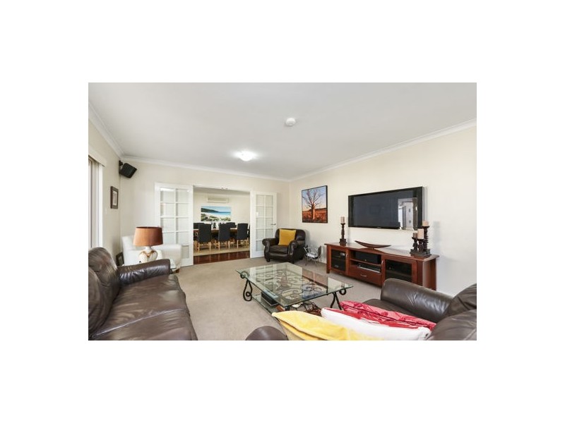 1 Shirley Ave, Mount Pleasant WA 6153