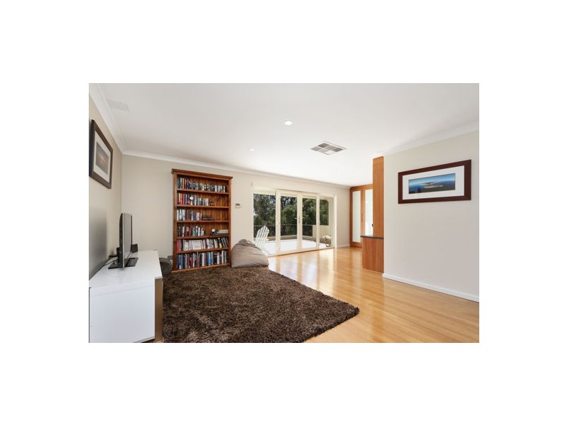 1 Shirley Ave, Mount Pleasant WA 6153