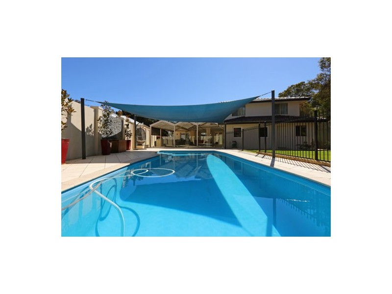 1 Shirley Ave, Mount Pleasant WA 6153