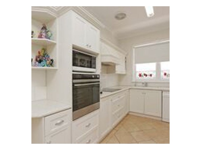 1 Grosse Rd, Applecross WA 6153