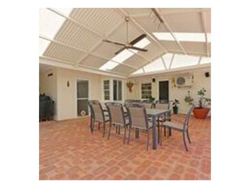 1 Grosse Rd, Applecross WA 6153