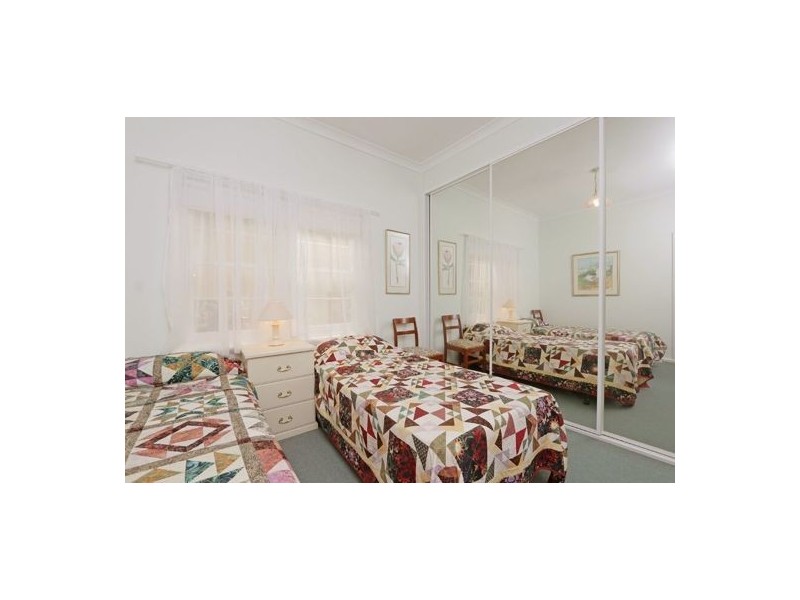 1 Grosse Rd, Applecross WA 6153