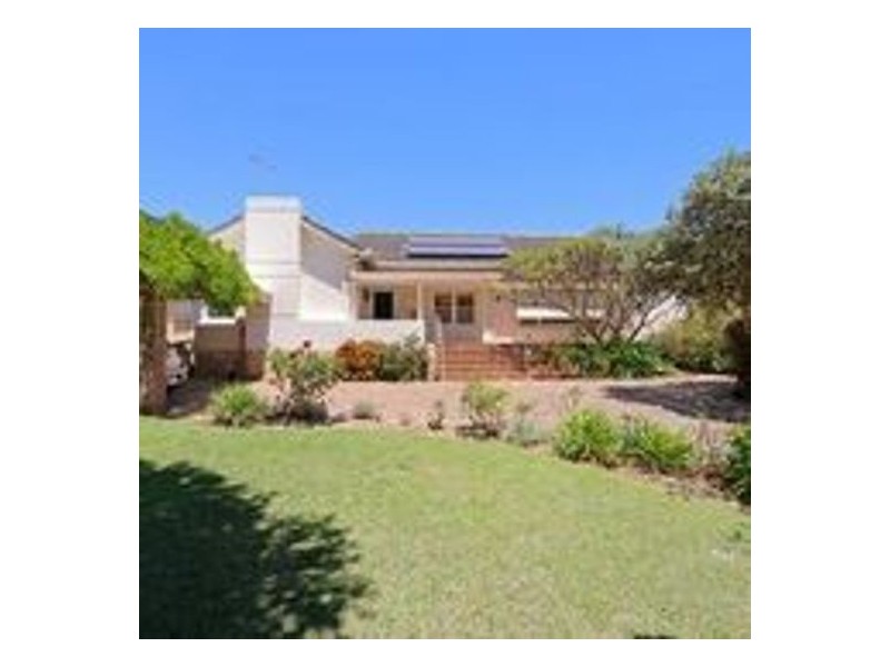 1 Grosse Rd, Applecross WA 6153