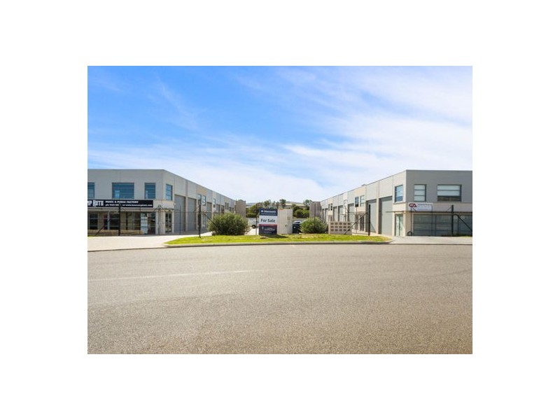 4/27 Erceg Road, Yangebup WA 6164