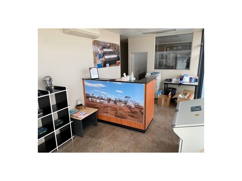 6/52 May Holman Drive, Bassendean WA 6054