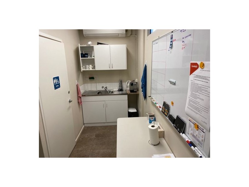 6/52 May Holman Drive, Bassendean WA 6054