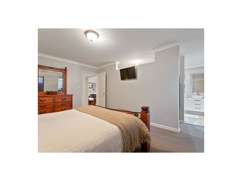 30 Forillion Avenue, Bibra Lake WA 6163