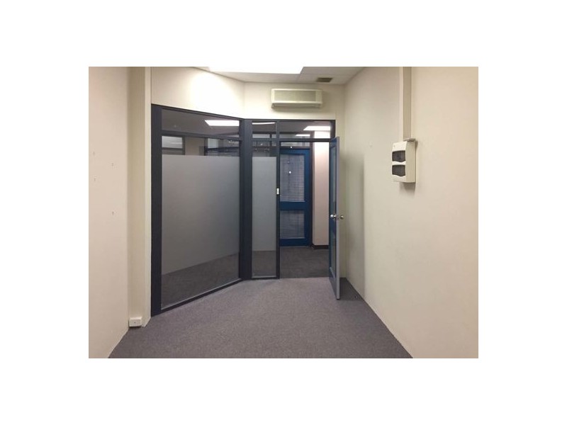 6/32 Hulme Court, Myaree WA 6154