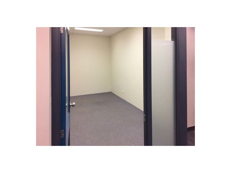 6/32 Hulme Court, Myaree WA 6154