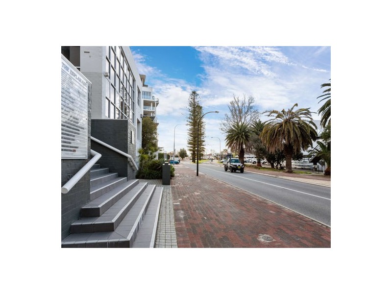 15/7 The Esplanade, Mount Pleasant WA 6153