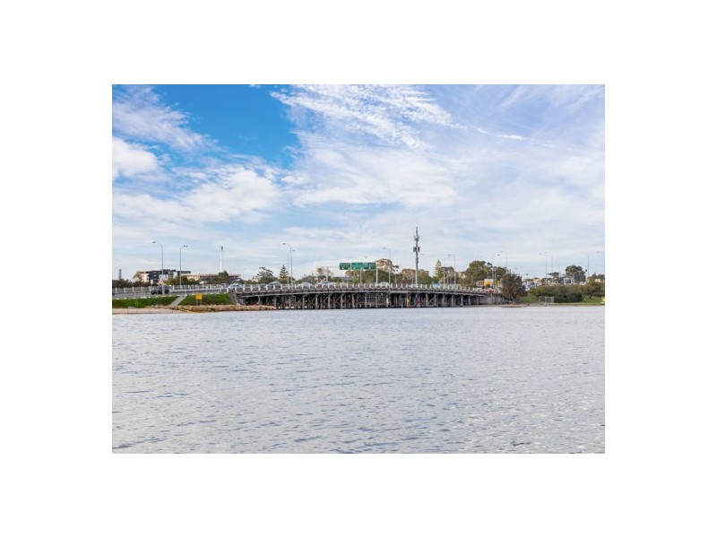 15/7 The Esplanade, Mount Pleasant WA 6153