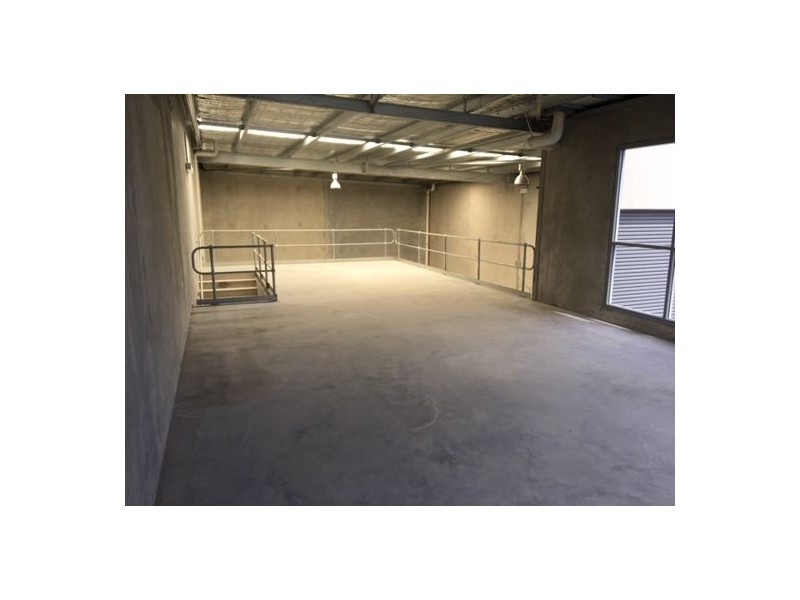 Unit 2 15 Bowen St, O’connor WA 6163