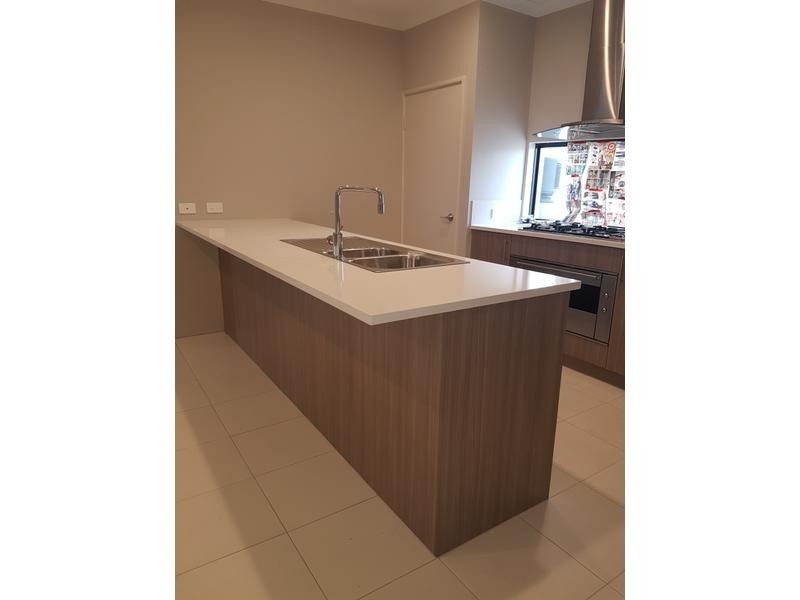 9 Greenwich Way, Success WA 6164