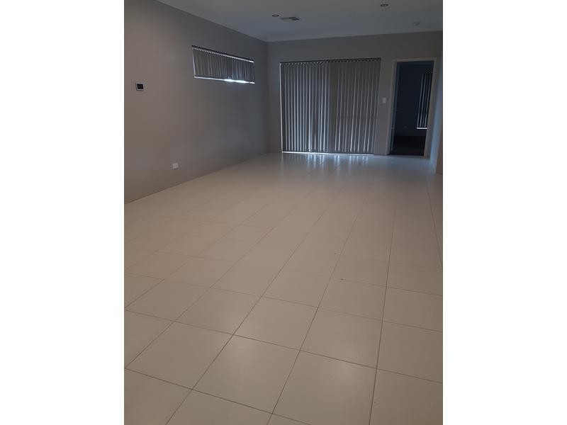 9 Greenwich Way, Success WA 6164