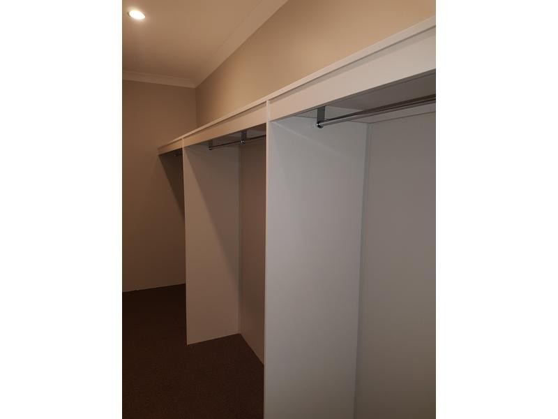 9 Greenwich Way, Success WA 6164