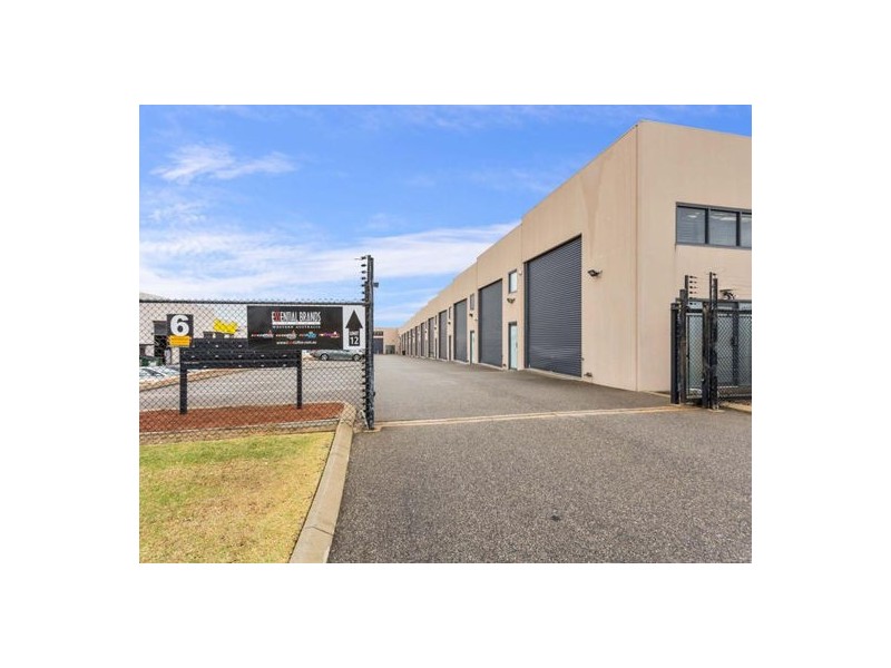 10/6 Quarimor Street, Bibra Lake WA 6163