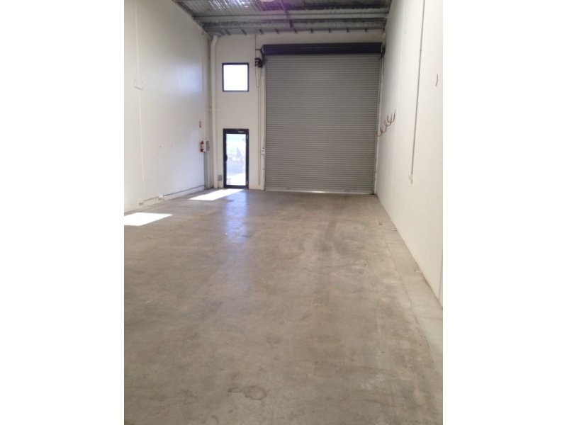 11/6 Quarimor Street, Bibra Lake WA 6163