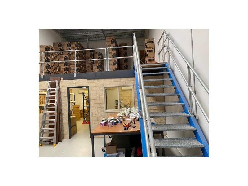 11/6 Quarimor Street, Bibra Lake WA 6163