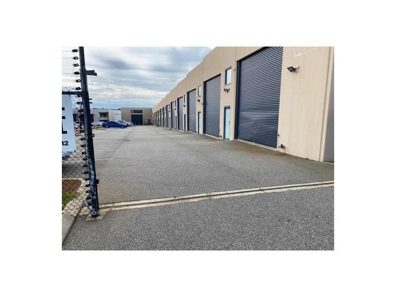 11/6 Quarimor Street, Bibra Lake WA 6163