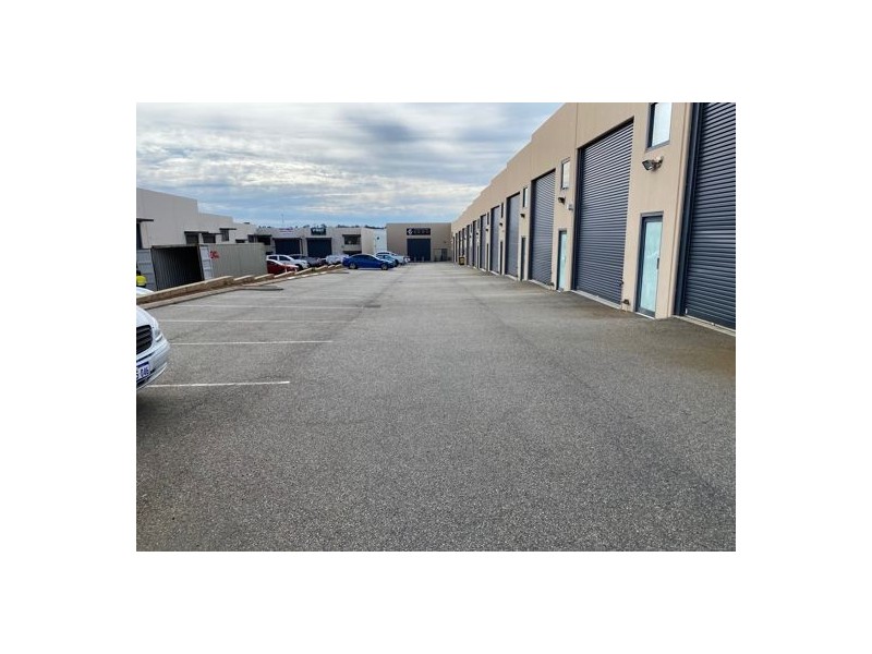 11/6 Quarimor Street, Bibra Lake WA 6163