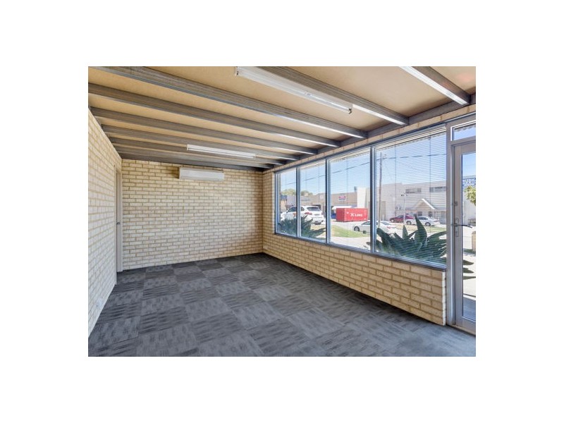 1/10 Parkinson Lane, O’connor WA 6163