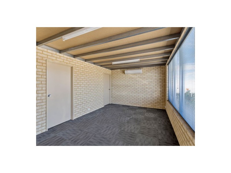 1/10 Parkinson Lane, O’connor WA 6163