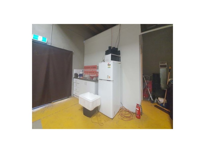 3/71 Simper Road, Yangebup WA 6164