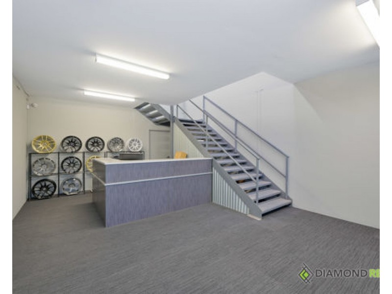 2/10 Lerista Court, Bibra Lake WA 6163